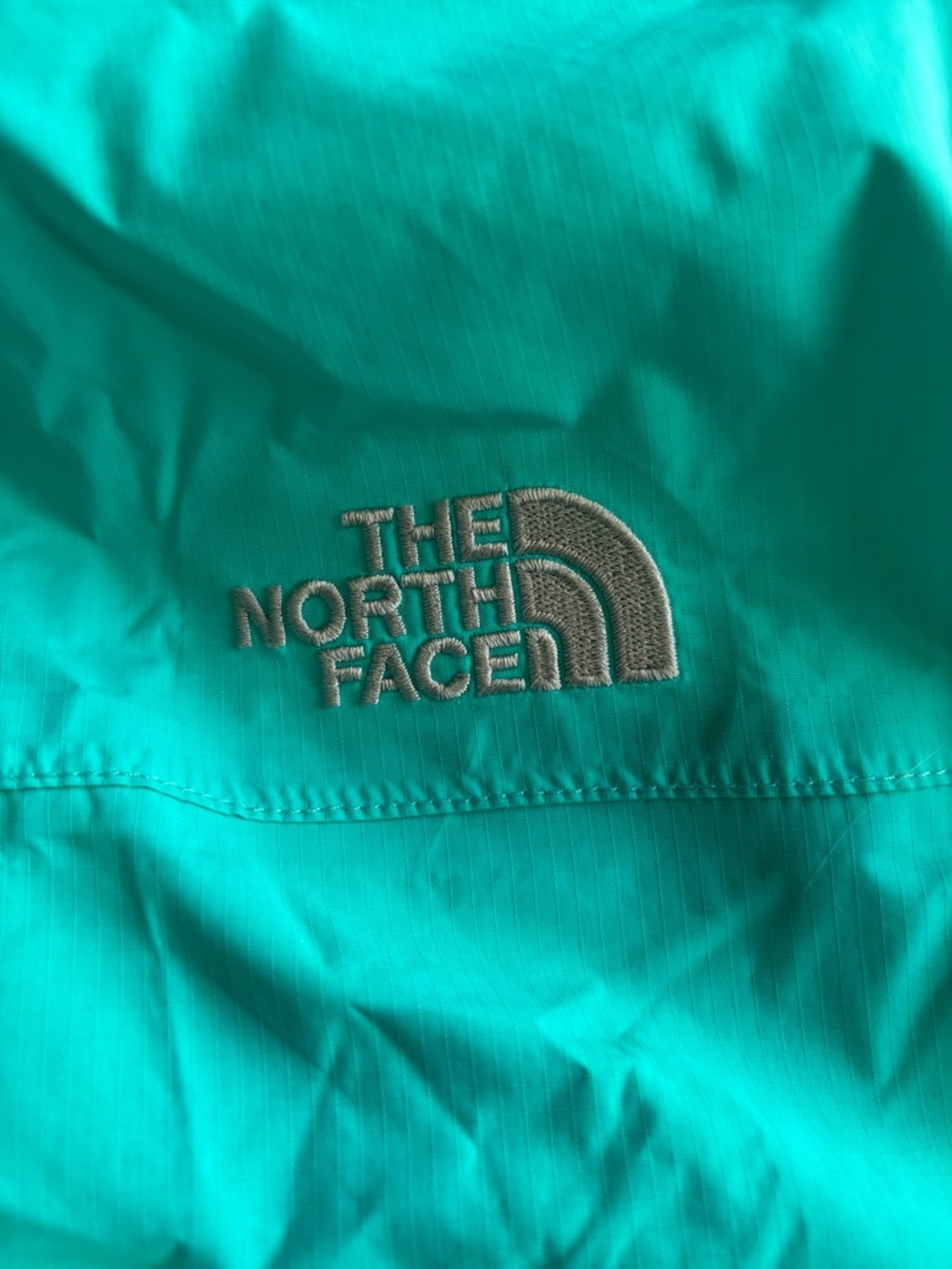 The North Face Women's Teal Raincoat. Size Large. - Picture 7 of 10